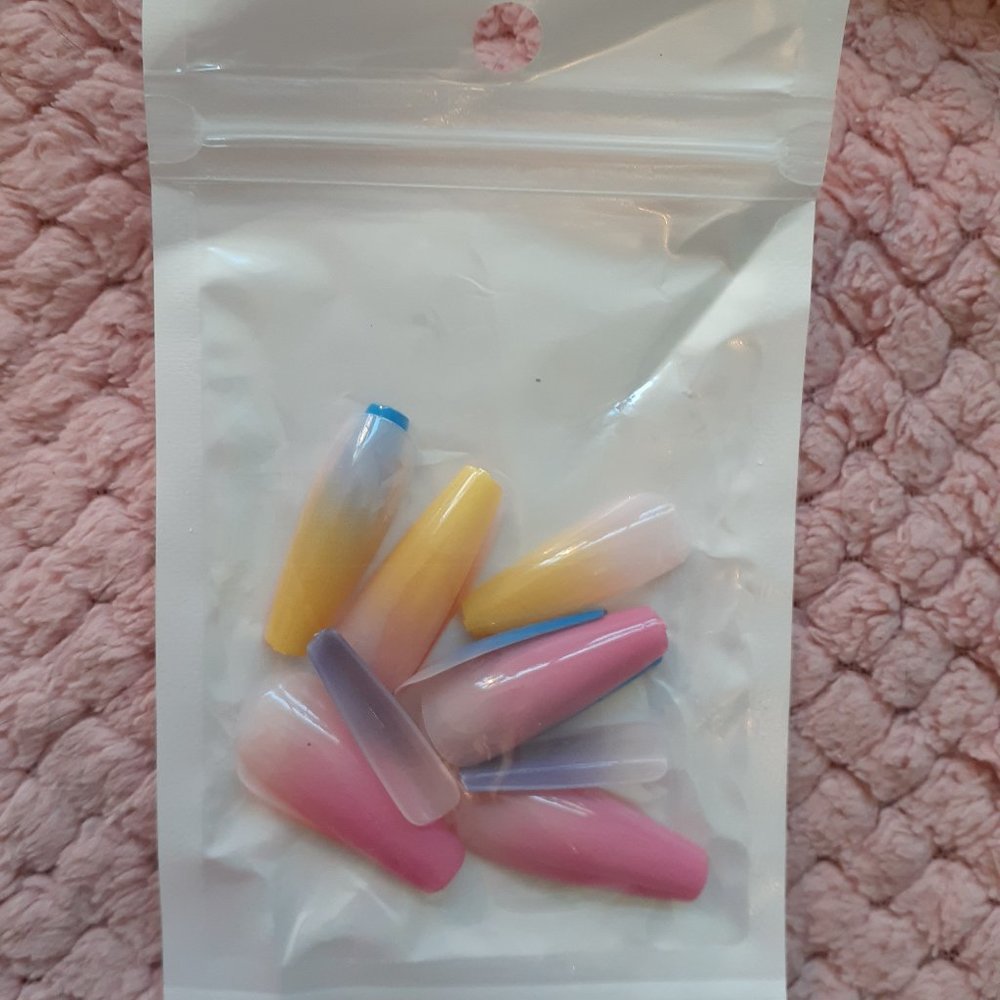 Brand New False Nails